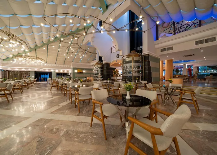 Aqua Szálloda 5*