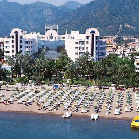 Aqua Hotell 5*